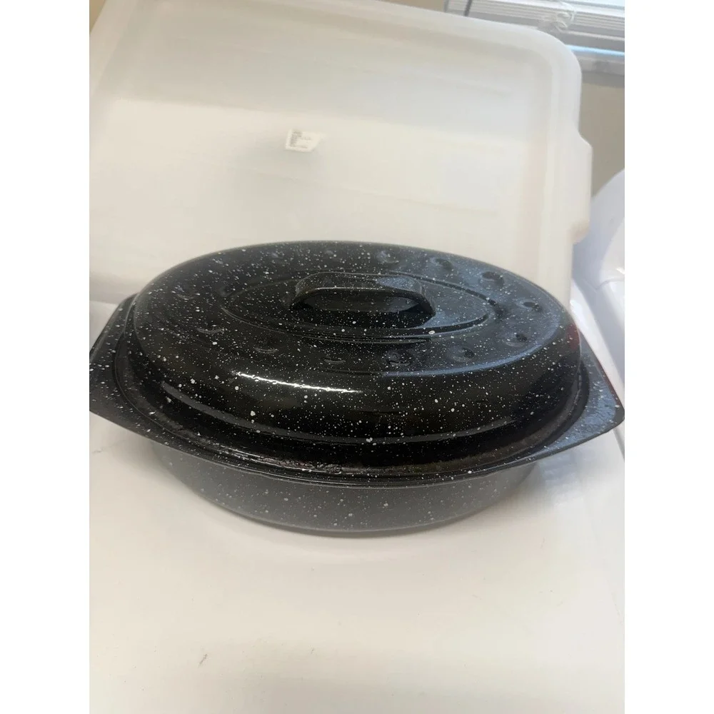 Granite Ware specifics material looking